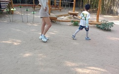 亚洲欧美精品SUV苍井优